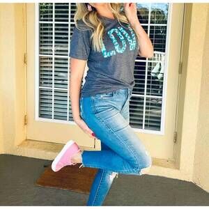 NEW OLIVER & OTIS love leopard valentine’s tee in blue heather